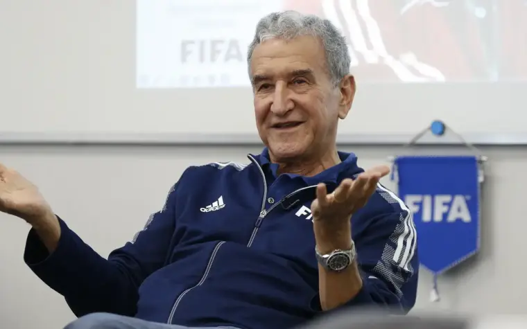 Carlos Alberto Parreira se recupera e pode sair da UTI em breve