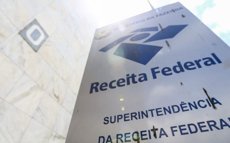 Arrecadação federal de junho supera expectativas com alta de 7,7%
