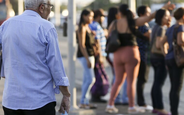 Governos municipais são premiados por iniciativas em prol dos idosos