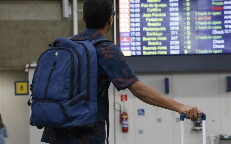 Desembarque nos aeroportos fica mais rápido com novo sistema alfandegário