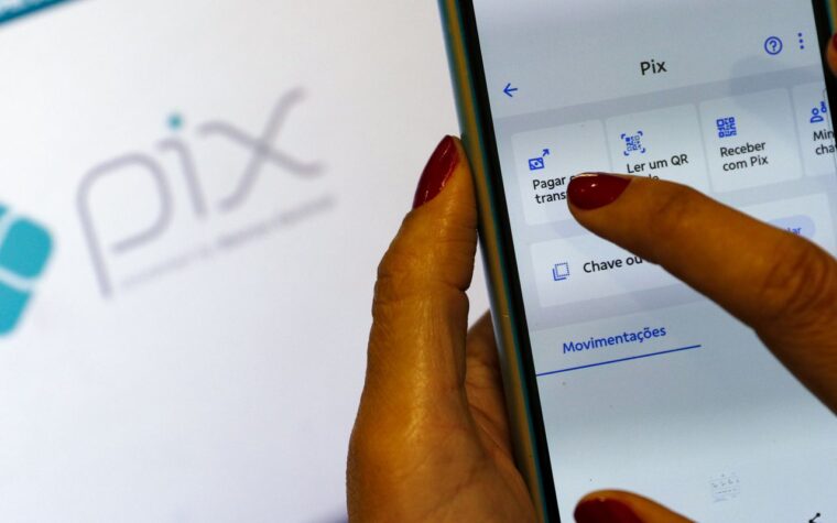FMI destaca sucesso do Pix e pede independência do Banco Central