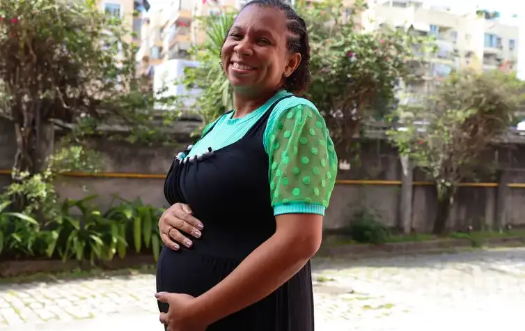 Pressão cultural e social leva aumento de cesarianas entre mulheres