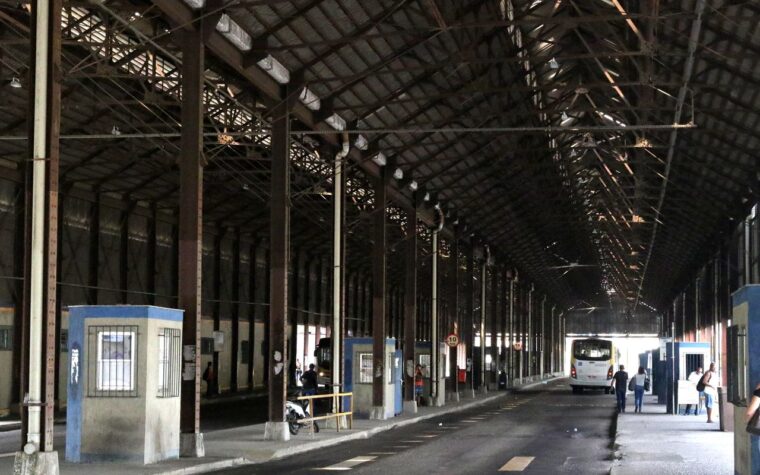 Greve de ônibus no Rio é mantida após impasse nas negociações