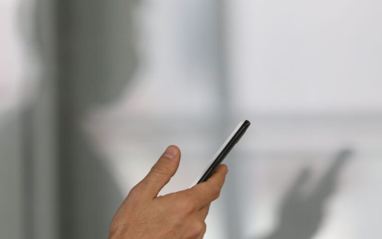 Governo anuncia medidas mais rígidas para regular sites de apostas online