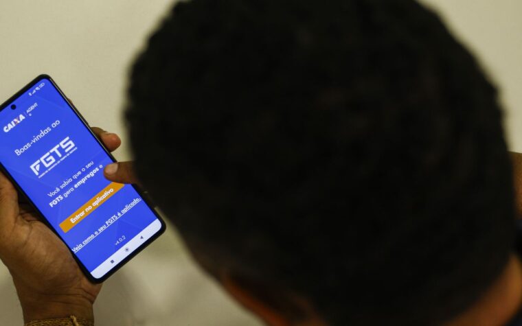 FGTS distribui lucro de R$12,7 bi aos trabalhadores brasileiros
