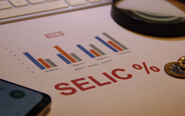 Economistas ajustam expectativa da Selic para 2024: corte para 13,50%