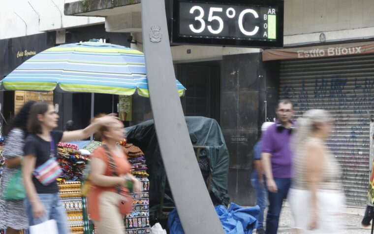 Mudanças climáticas são alerta para saúde pública, afirma ministro