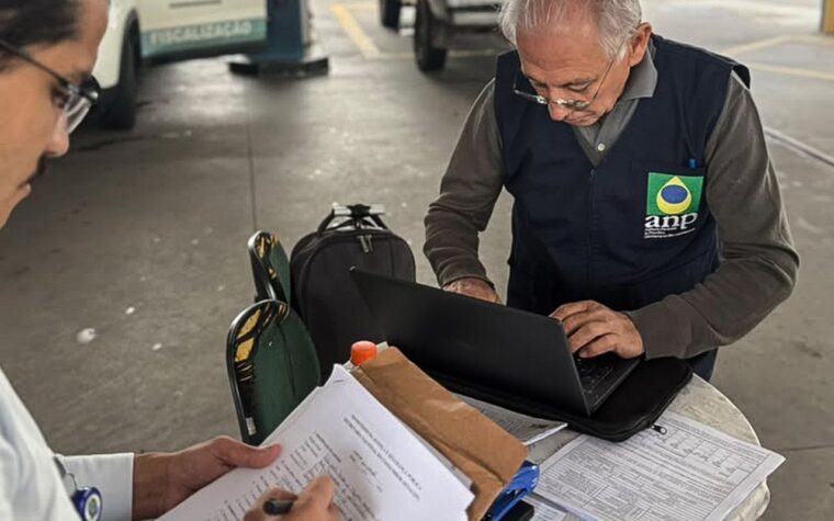 Multas de R$ 200 milhões são aplicadas por preços abusivos de combustíveis