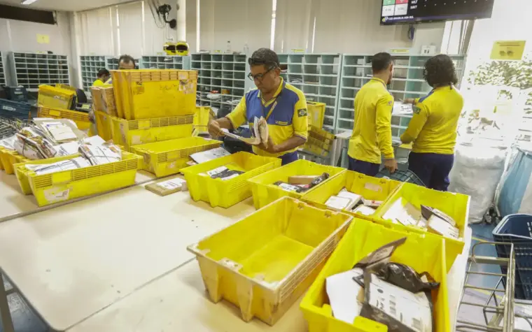 Parceria entre AliExpress e Correios promete entregas mais rápidas