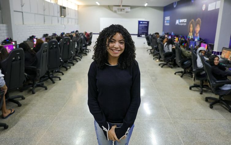 Contagem regressiva: Enem 2023 ocorre em um mês