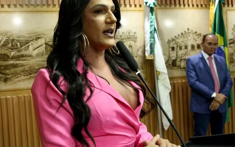 Trans sem barreiras: mais representatividade no Legislativo brasileiro